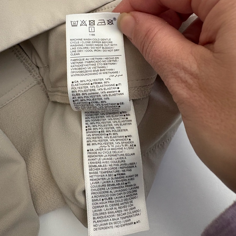 Athleta Endless High Rise Cargo Pants Bone Beige Size 10 - Picture 6 of 13